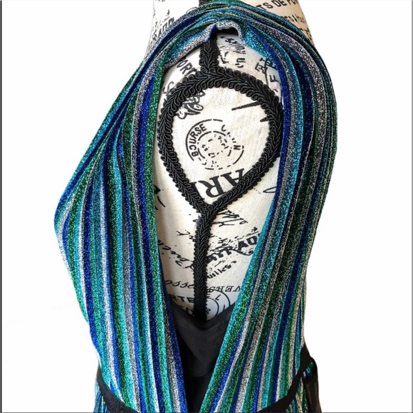 BCBG Dress size large Wore Once - Beautiful Metallic Blues and Greens dress. - Picture 6 of 15